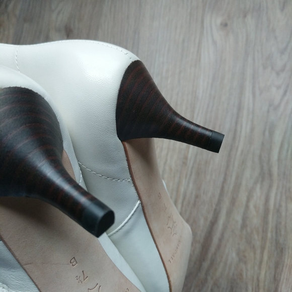 Loeffler Randall Kassidy Leather Booties - Picture 5 of 8